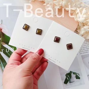 earring